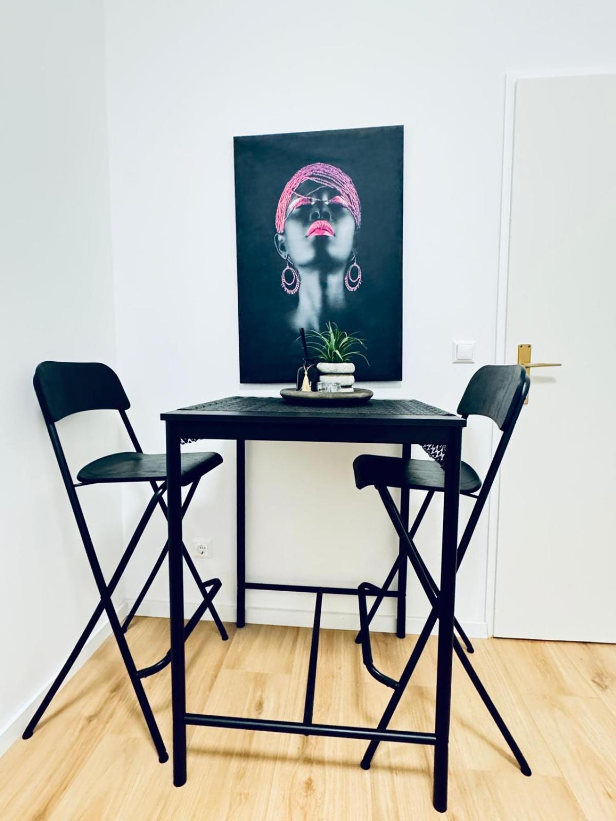 4br Shared With View Only 7- Min To Westbahnhof Apartmán *