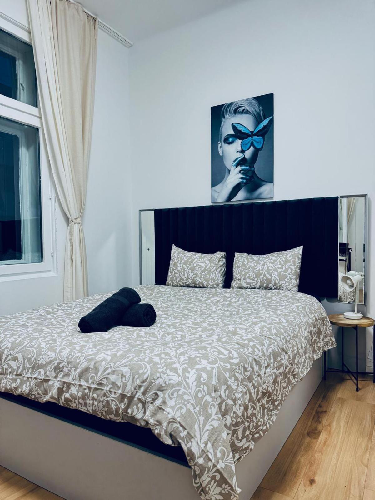 4br Shared With View Only 7- Min To Westbahnhof Apartmán *