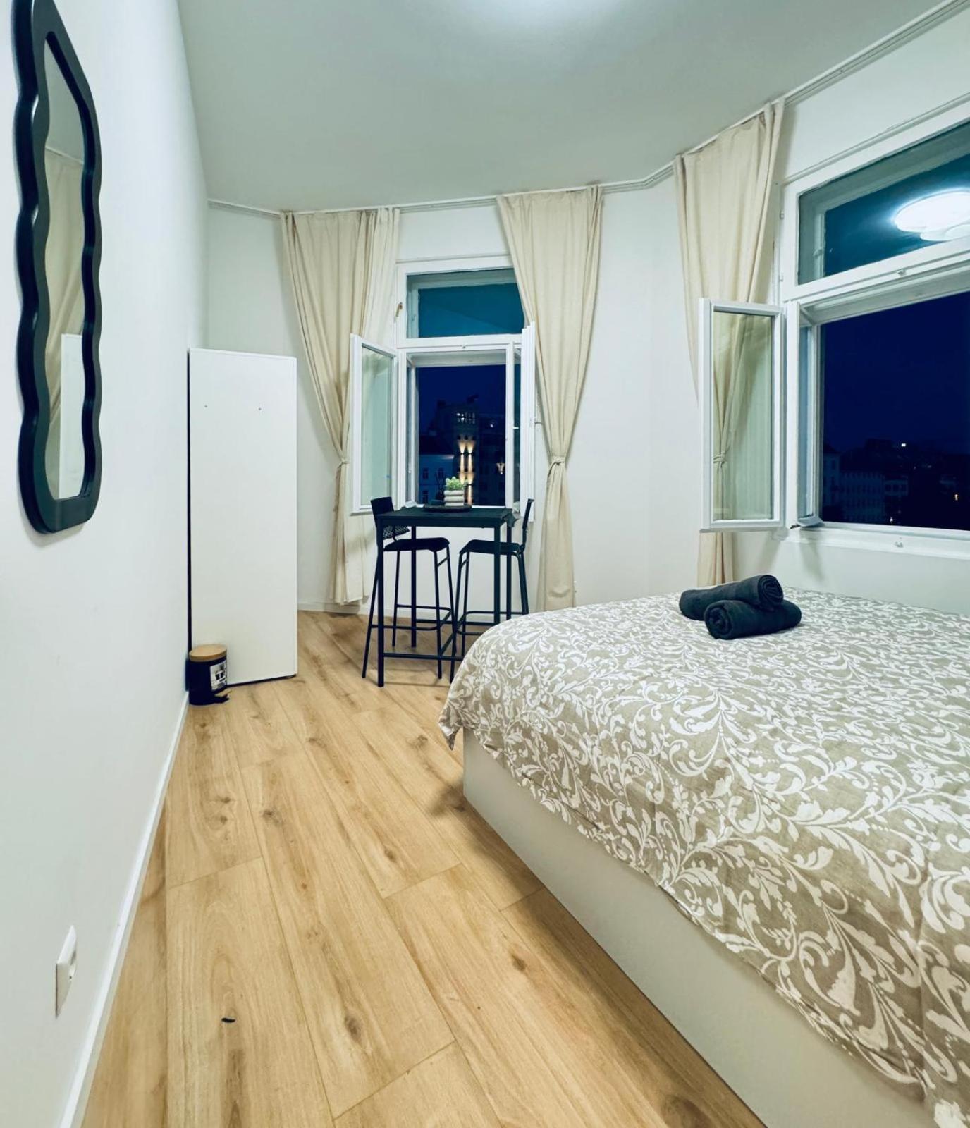4br Shared With View Only 7- Min To Westbahnhof * Vídeň