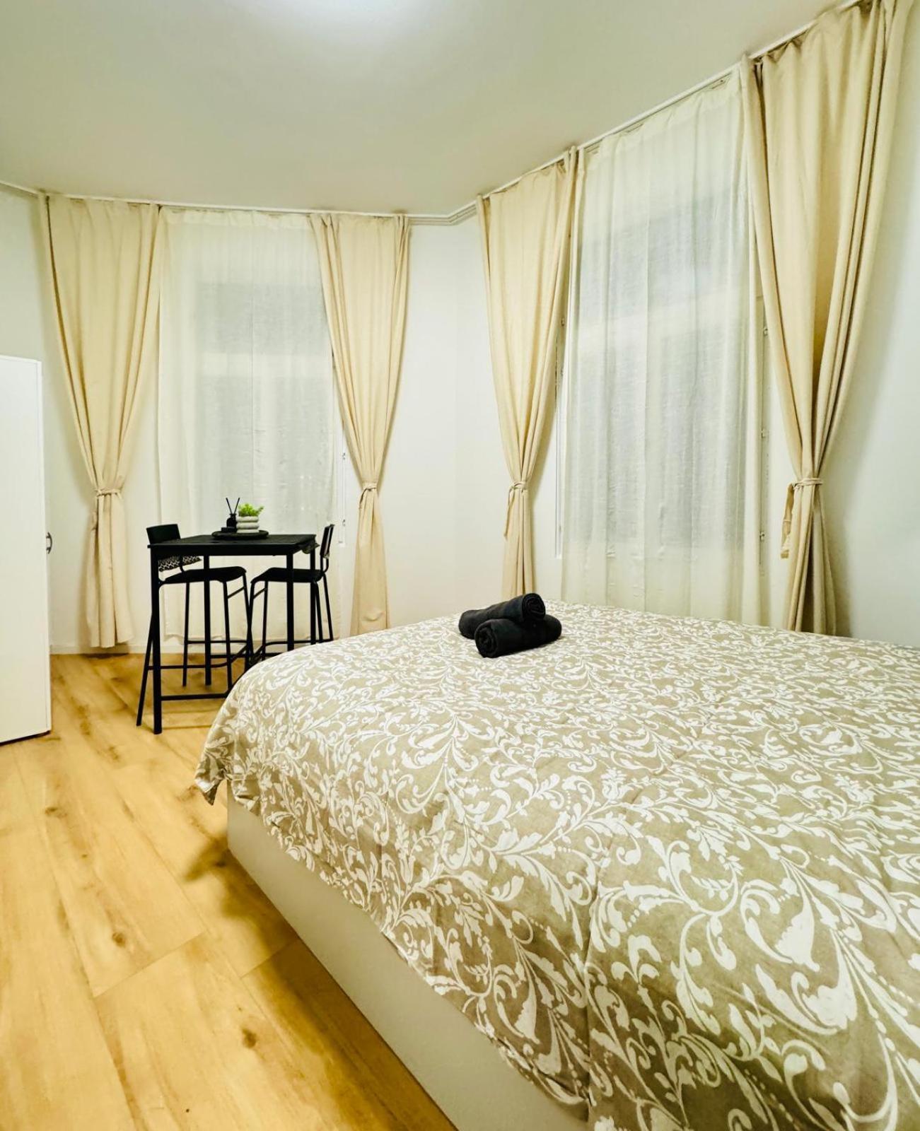 4br Shared With View Only 7- Min To Westbahnhof Apartmán Vídeň