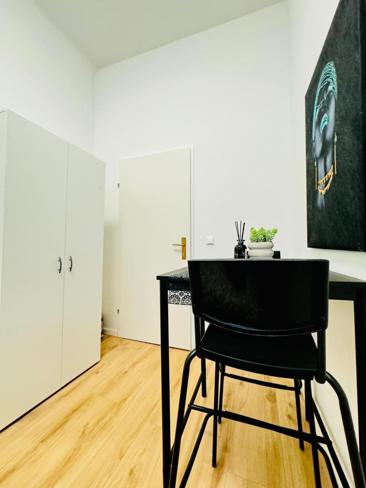 4br Shared With View Only 7- Min To Westbahnhof Apartmán