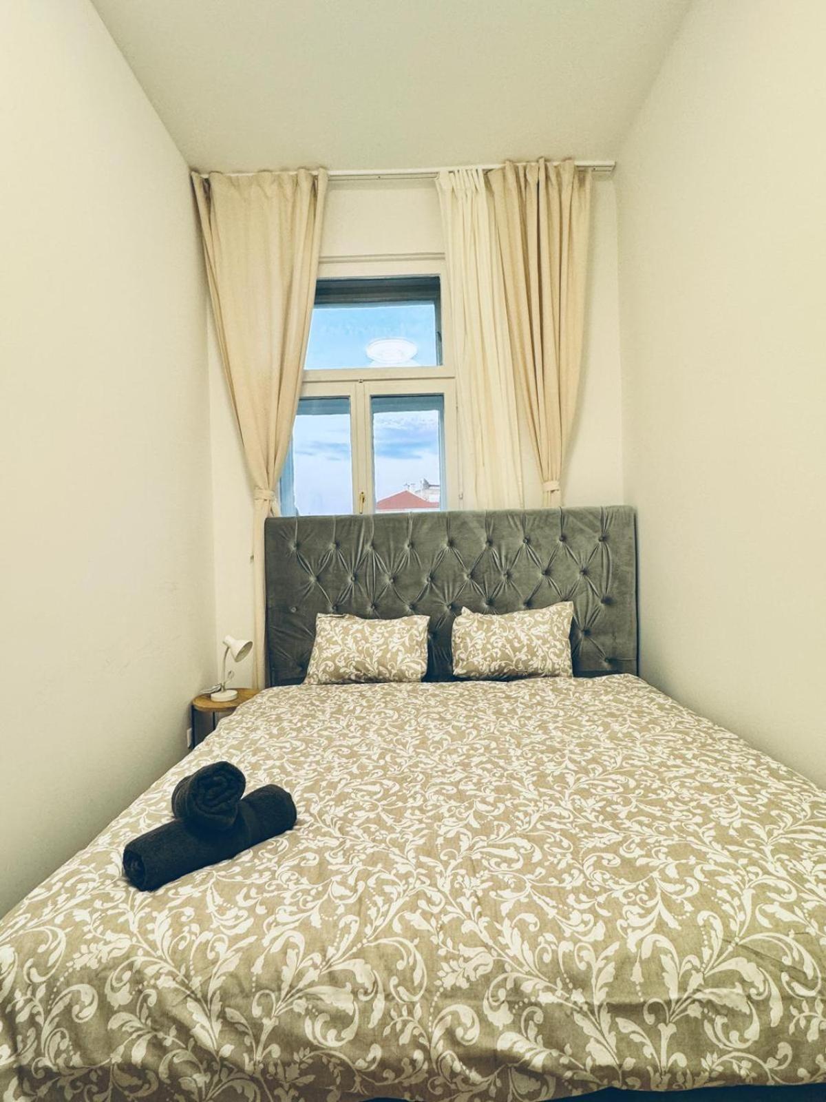 Apartmán 4br Shared With View Only 7- Min To Westbahnhof